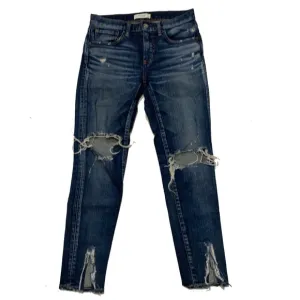 25 / Moussy vintage distressed jeans