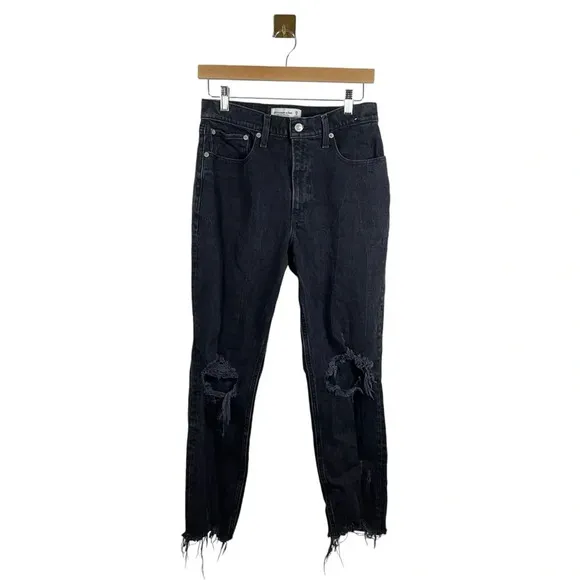 Abercrombie &amp; Fitch High Rise Distressed Mom Jeans in Black Size 28