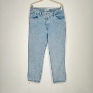 Abercrombie &amp; Fitch The 90s Straight Ultra High Rise Asymmetrical Waist 32/14S