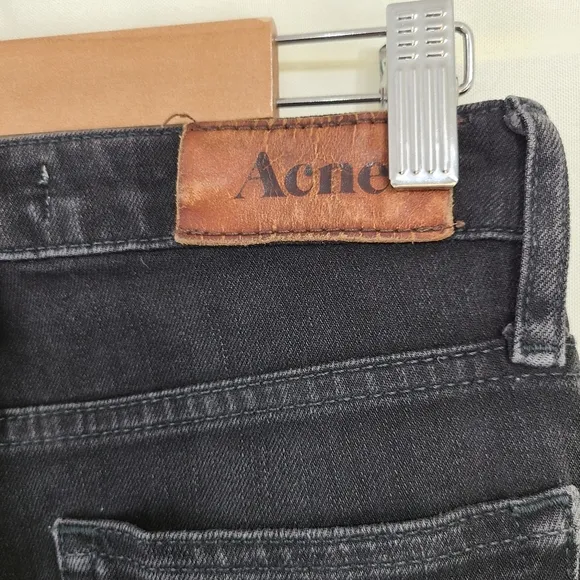 Acne Flex skinny jeans in Wet Black raw hem size 26 x 34