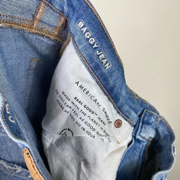 American Eagle Vintage Light Wash Distressed Denim Baggy Jeans Size 0