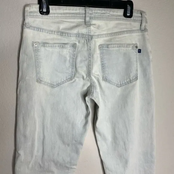 Anthropologie Pilcro‎ Mid Rise Slim Boyfriend Light Blue Distressed Jeans 25