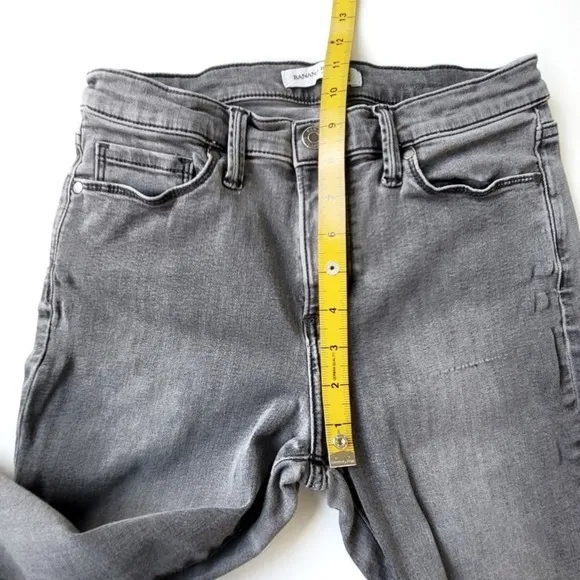 Banana Republic 28 / 6p Old School Heritage Legging Jeans Distressed
