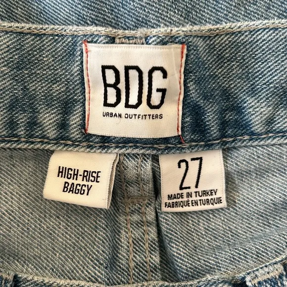 BDG Urban Outfitters Women’s High Waisted‎ Baggy Distressed Jeans Size 27