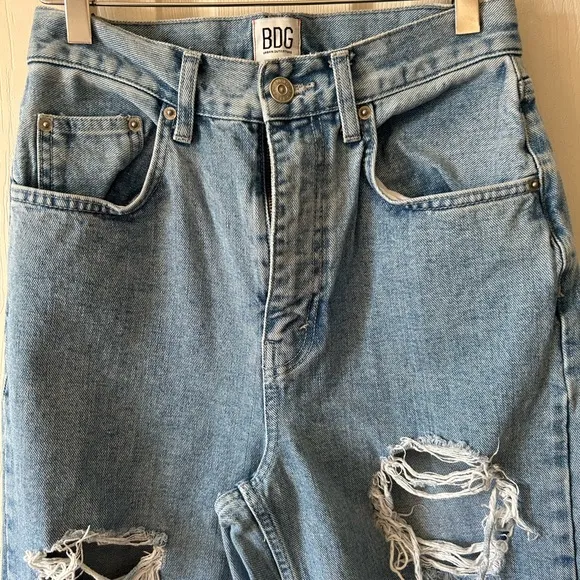 BDG Urban Outfitters Women’s High Waisted‎ Baggy Distressed Jeans Size 27