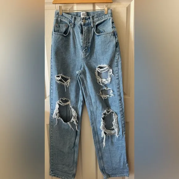 BDG Urban Outfitters Women’s High Waisted‎ Baggy Distressed Jeans Size 27