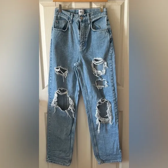 BDG Urban Outfitters Women’s High Waisted‎ Baggy Distressed Jeans Size 27