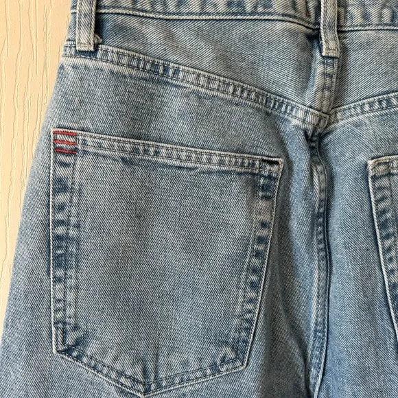 BDG Urban Outfitters Women’s High Waisted‎ Baggy Distressed Jeans Size 27
