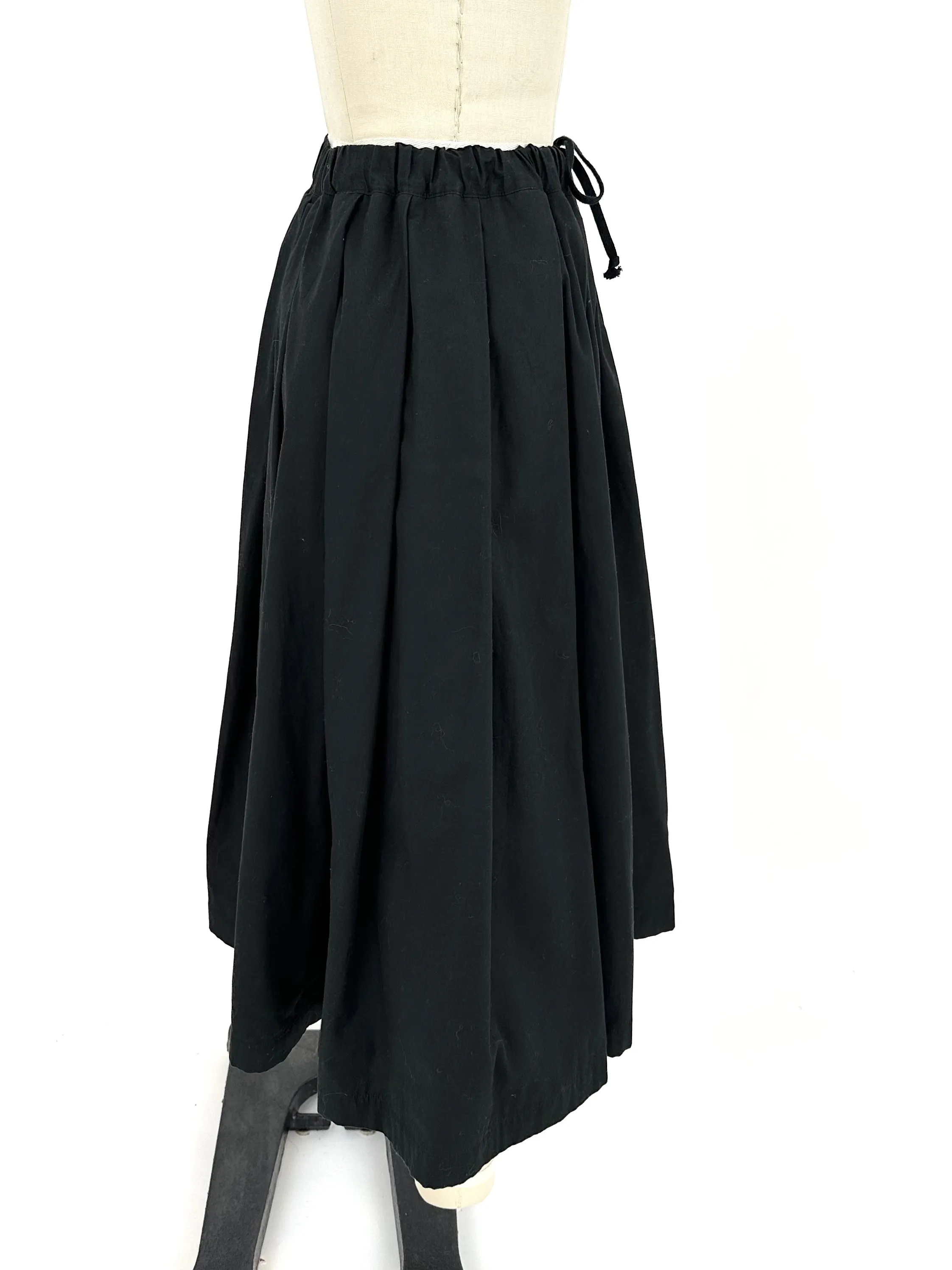 Black Comme Des Garçons Pleated Midi Skirt
