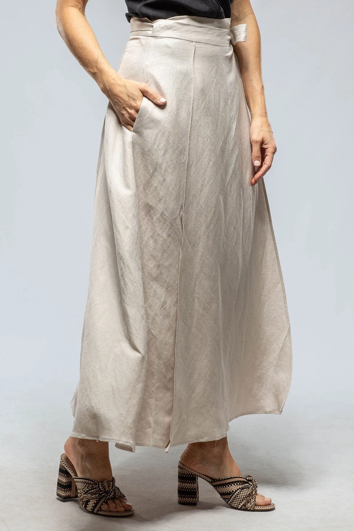Casandra Wrap Linen Skirt In Ecru