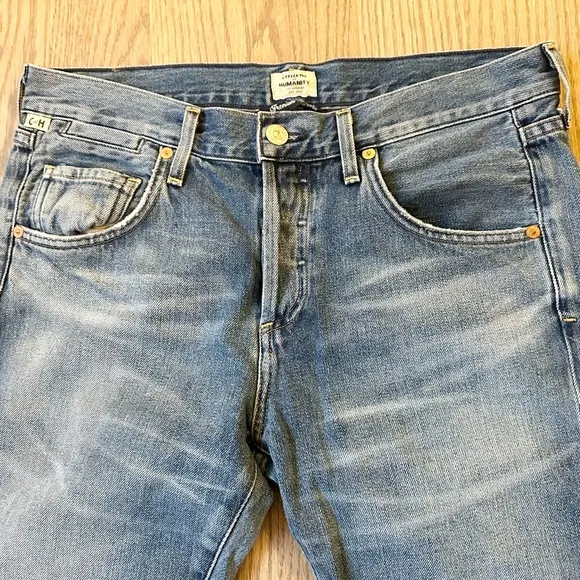 Citizens of Humanity Emerson Slim Boyfriend Distressed Jeans