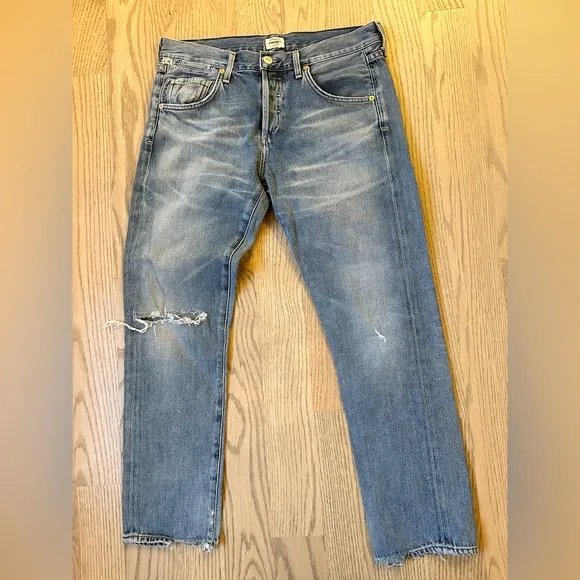 Citizens of Humanity Emerson Slim Boyfriend Distressed Jeans