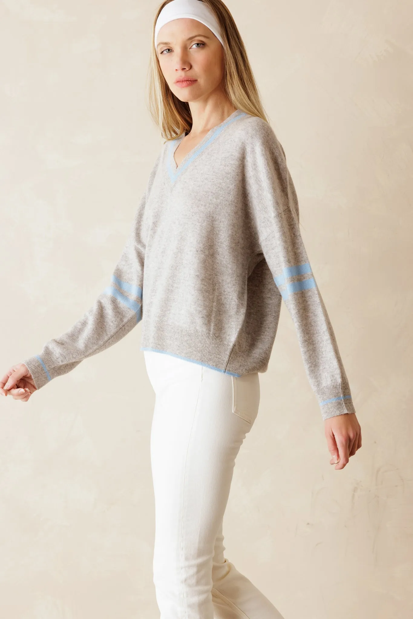 Debbie Vasity V Neck Cashmere
