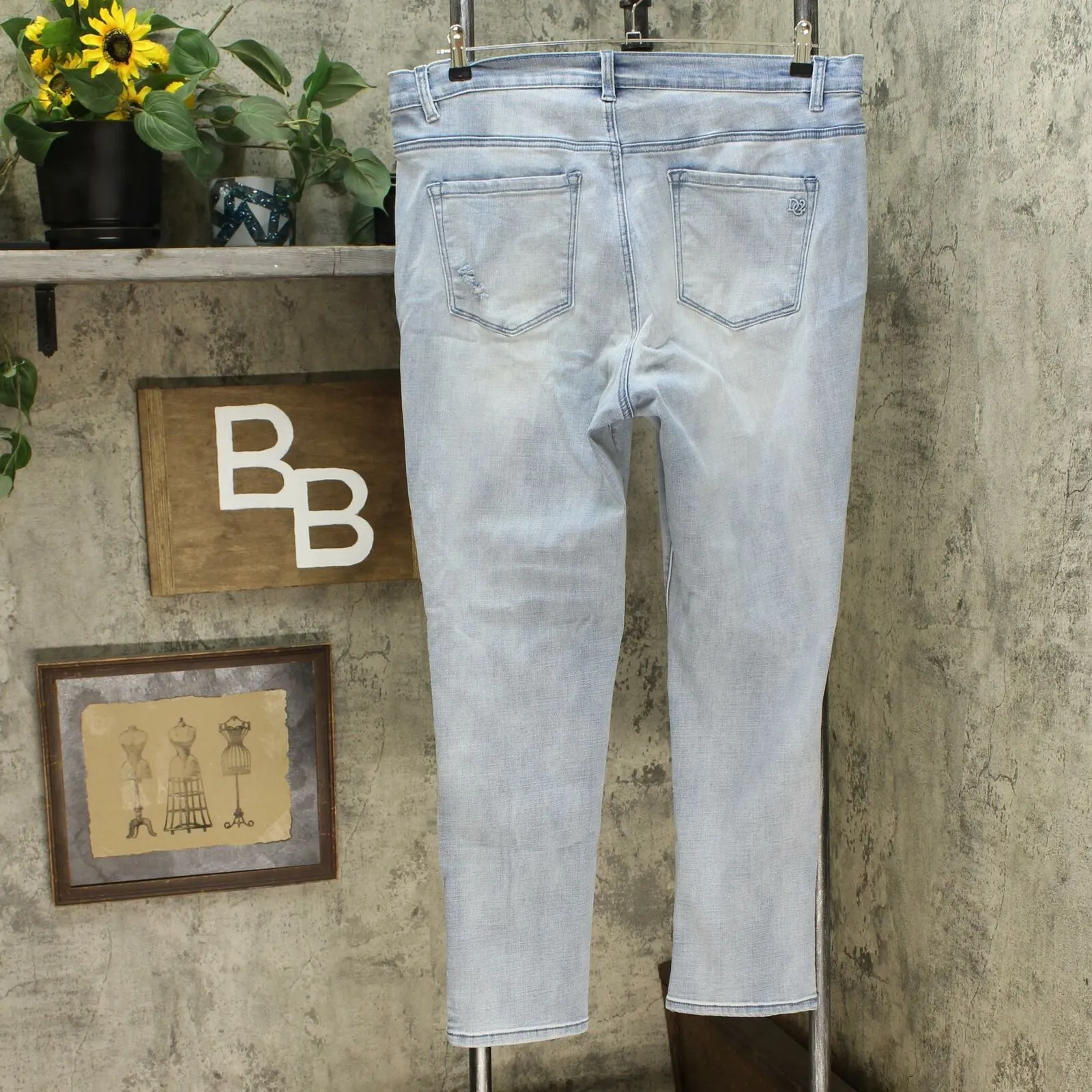DG2 by Diane Gilman Destructed Skinny Jean Chambray Plus 16W