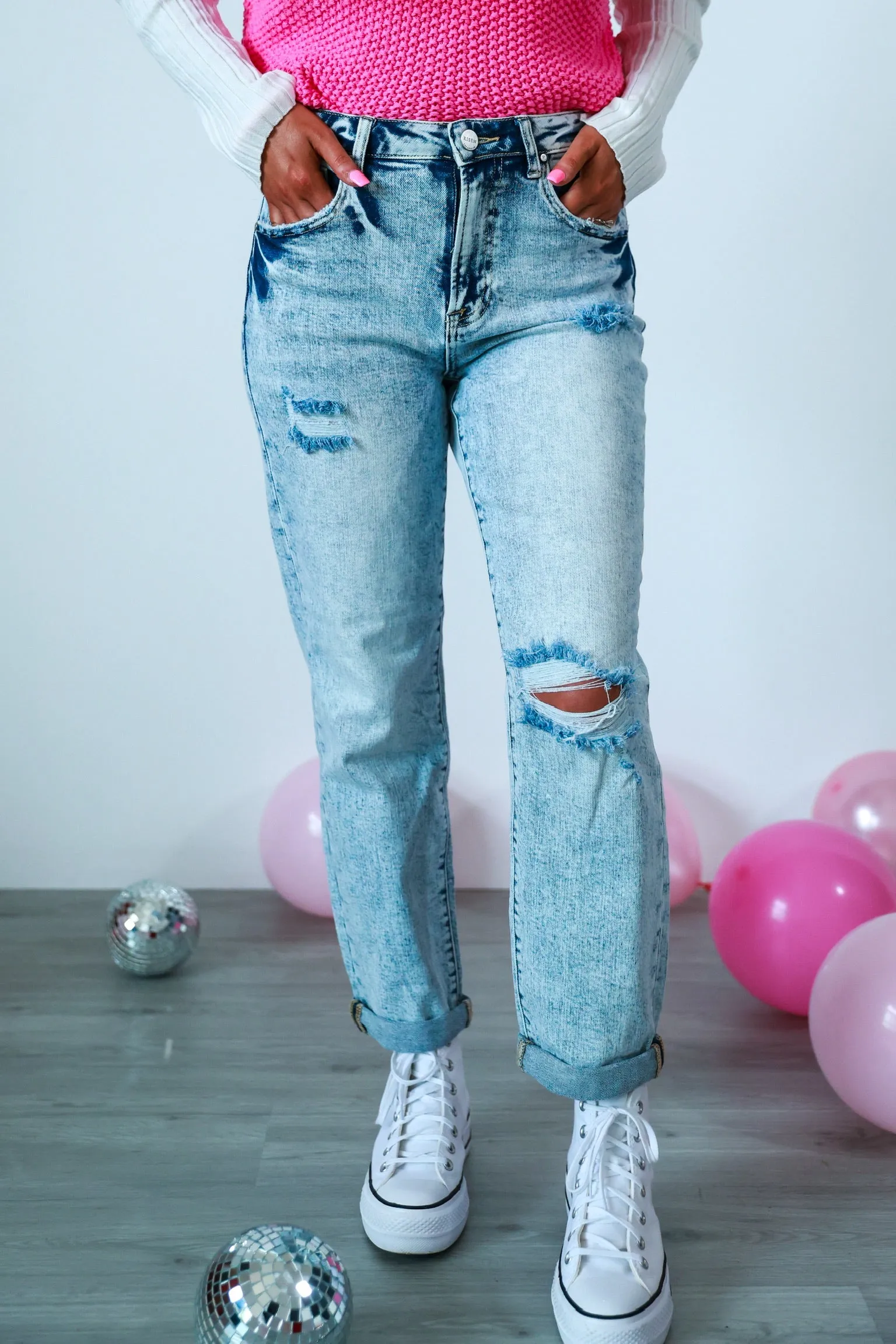 distressed denim - light wash