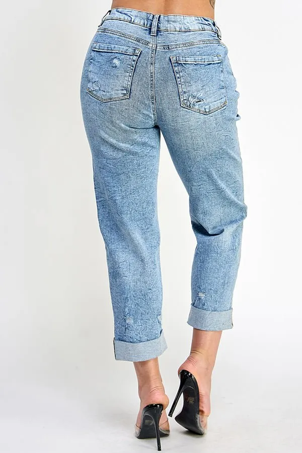 DISTRESSED  HIGH RISE STRETCH MOM JEANS