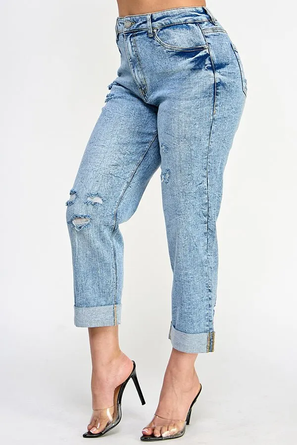 DISTRESSED  HIGH RISE STRETCH MOM JEANS