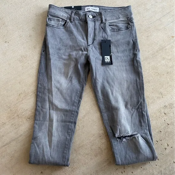 DL1961 | Gray Emma Smart Denim Distressed Power Legging Slim Jeans 26
