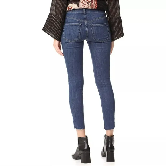 FREE PEOPLE Women's Destroyed Reagan Raw Jeans Denim Size 27