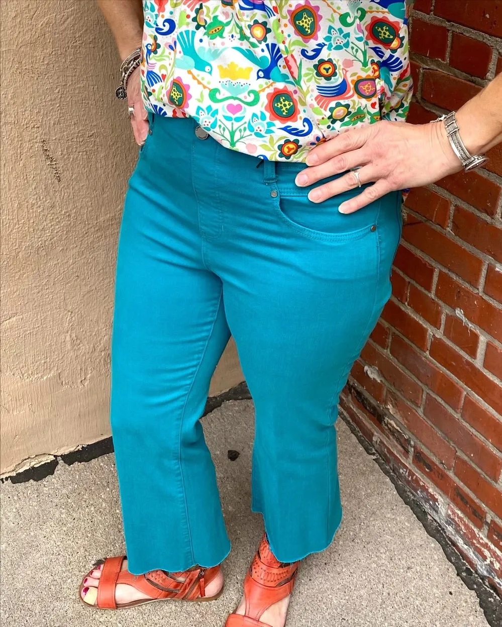 Gia Colored Crop Flare Jeans w/25.5 In Inseam and Back Split Detail