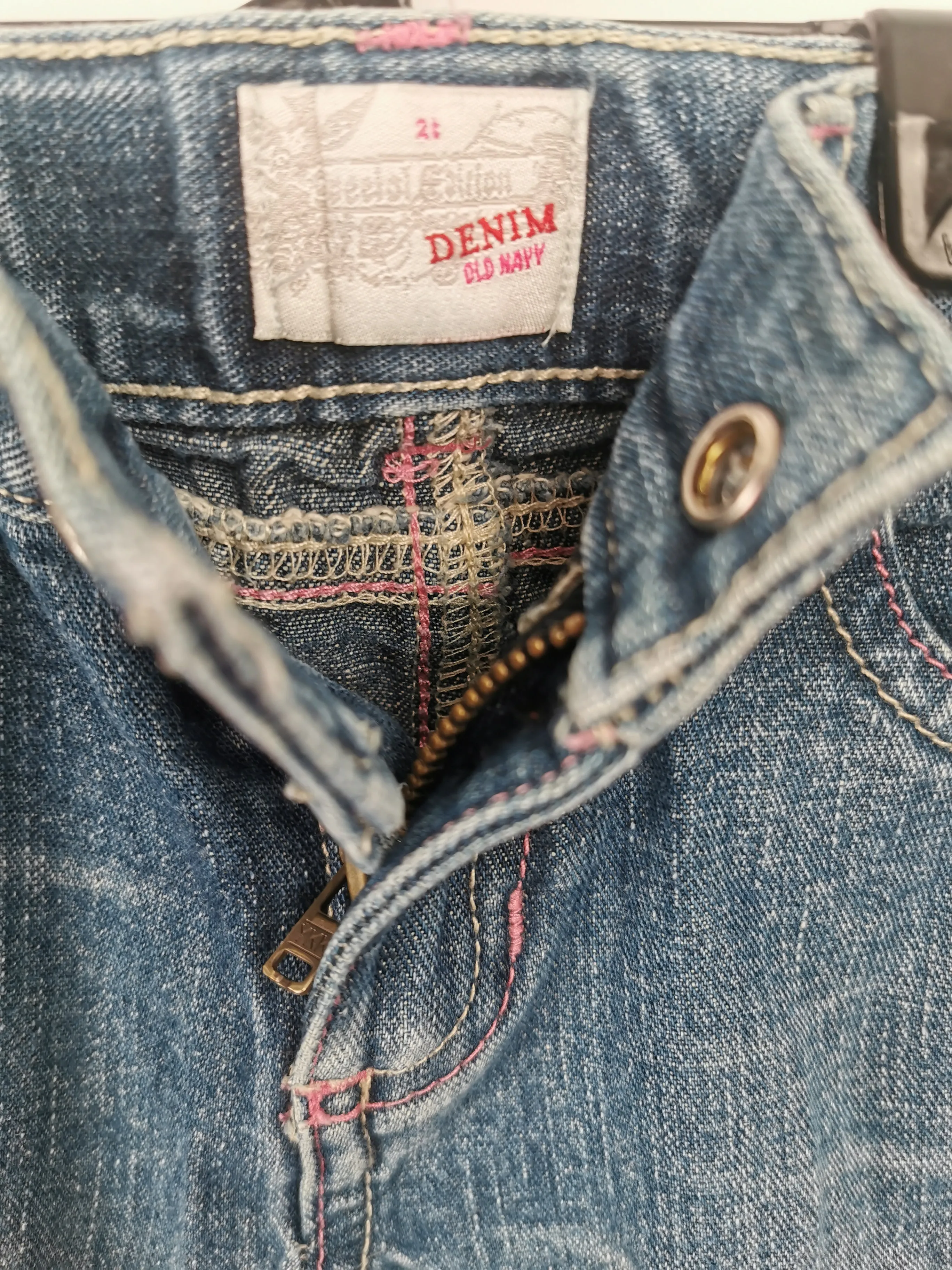 GIRL SIZE 2 YEARS - OLD NAVY, Distressed Jeans EUC B46