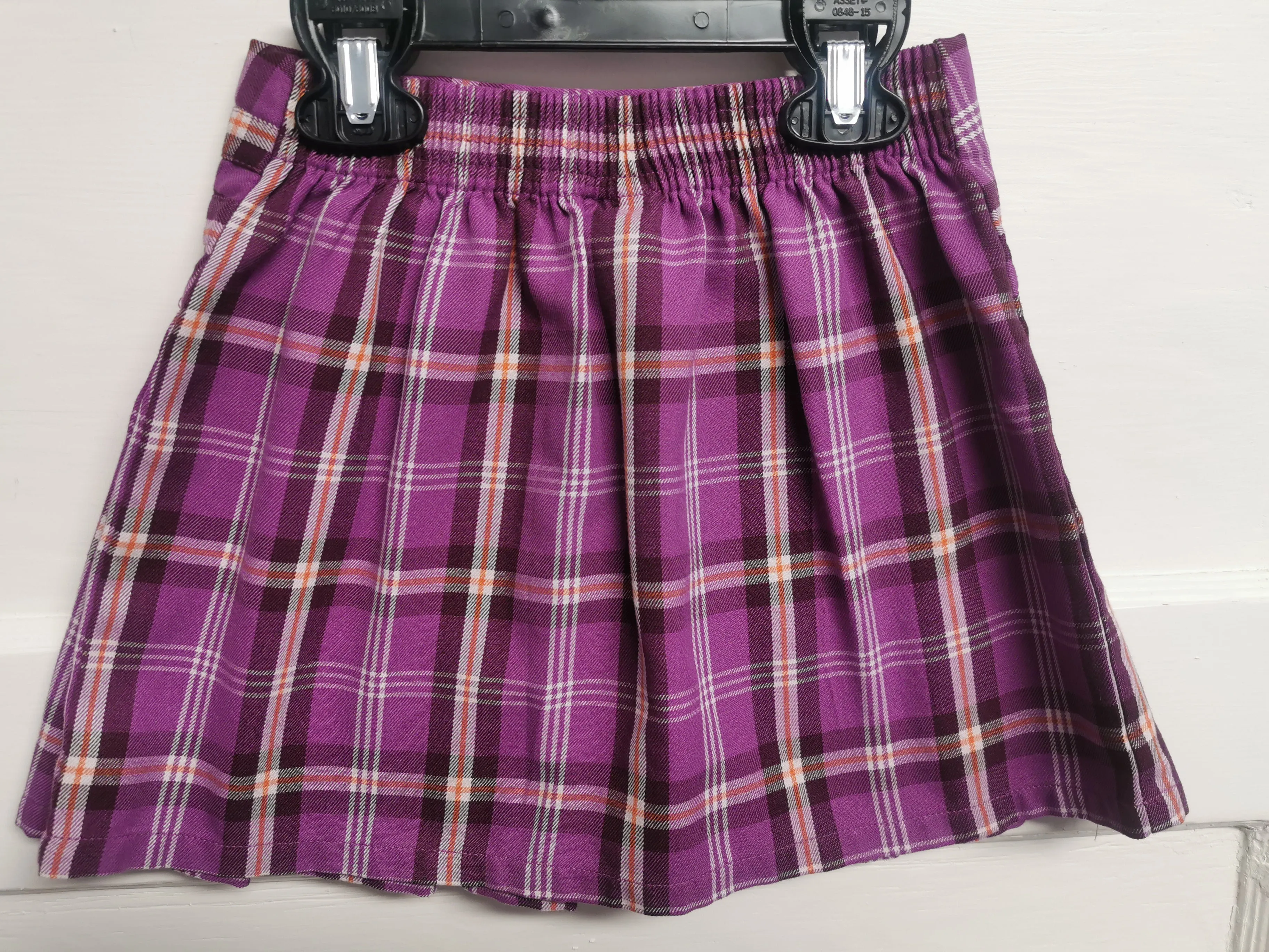 GIRL SIZE SMALL (7 YEARS) - VANCOUVER CANADA, Pleated Skirt EUC B52