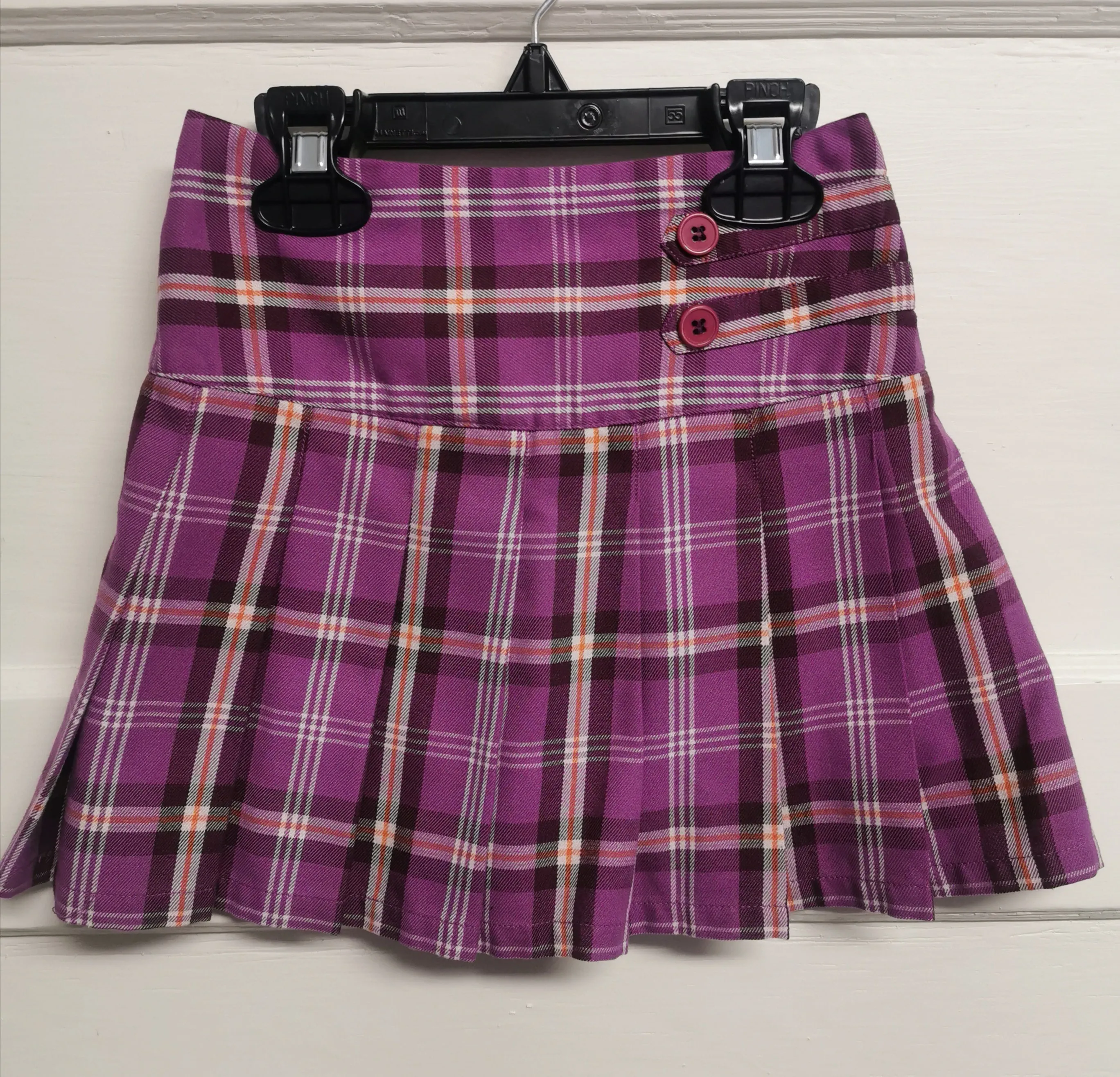 GIRL SIZE SMALL (7 YEARS) - VANCOUVER CANADA, Pleated Skirt EUC B52