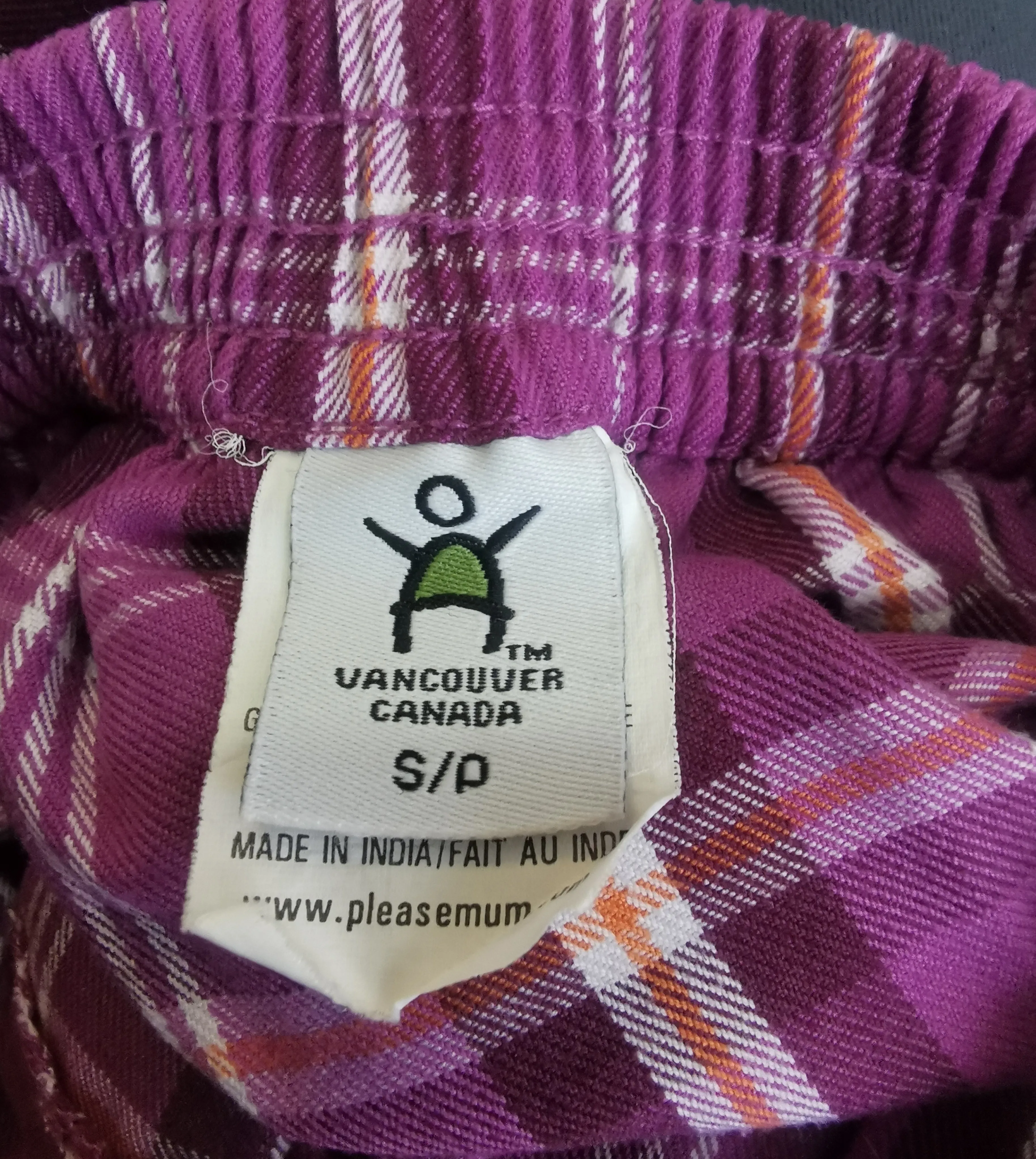 GIRL SIZE SMALL (7 YEARS) - VANCOUVER CANADA, Pleated Skirt EUC B52