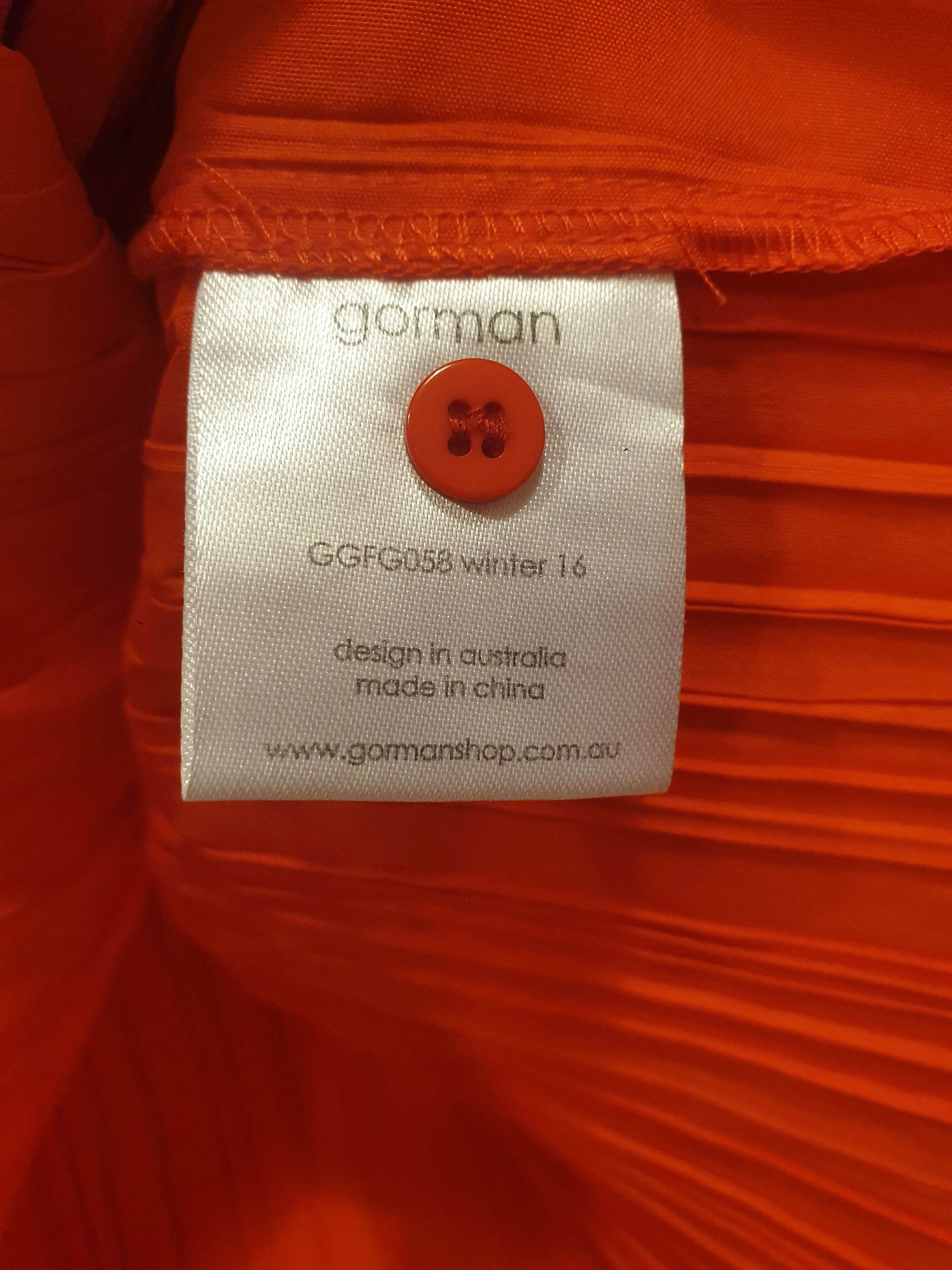 Gorman cropped red sleeveless pleated top size 8