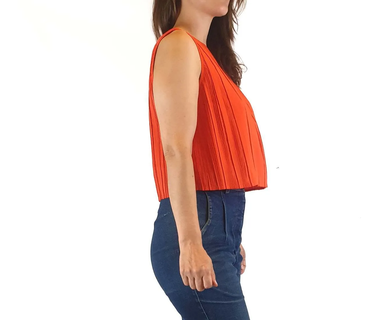 Gorman cropped red sleeveless pleated top size 8