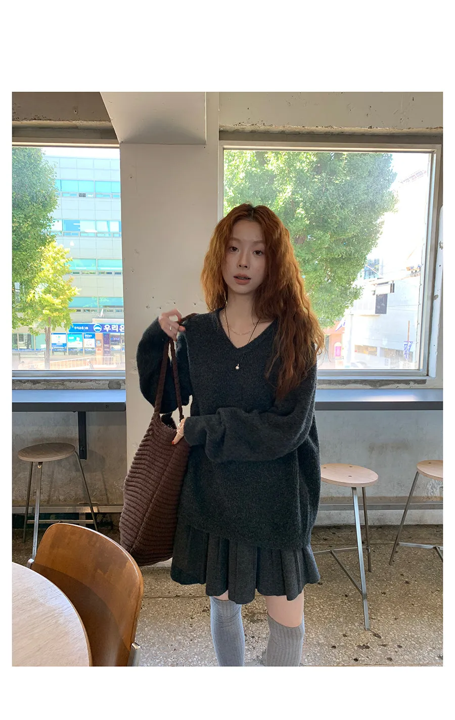 gray knitted pleated skirt