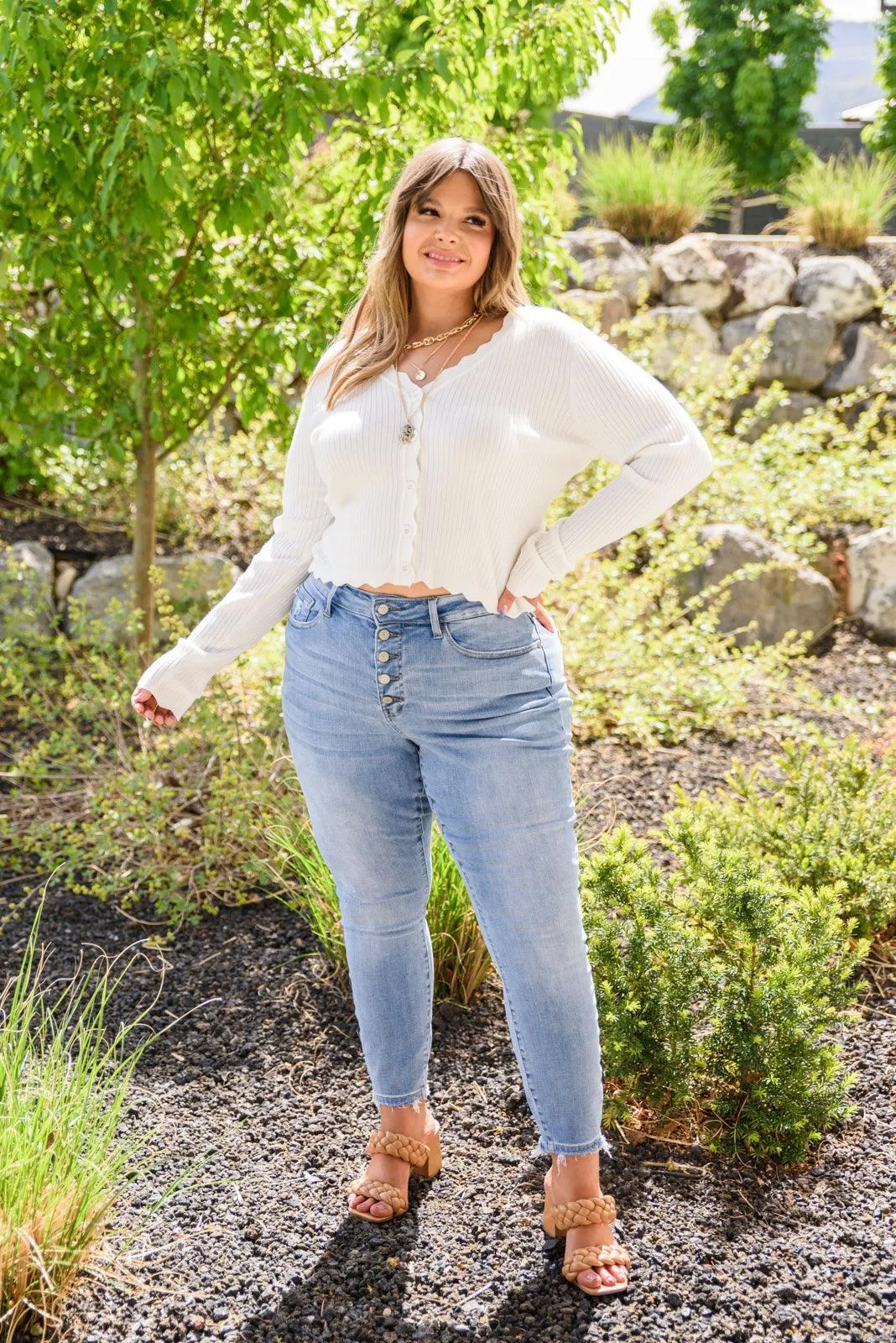 Hazel Blues® | Hi-Rise Button Fly Skinny