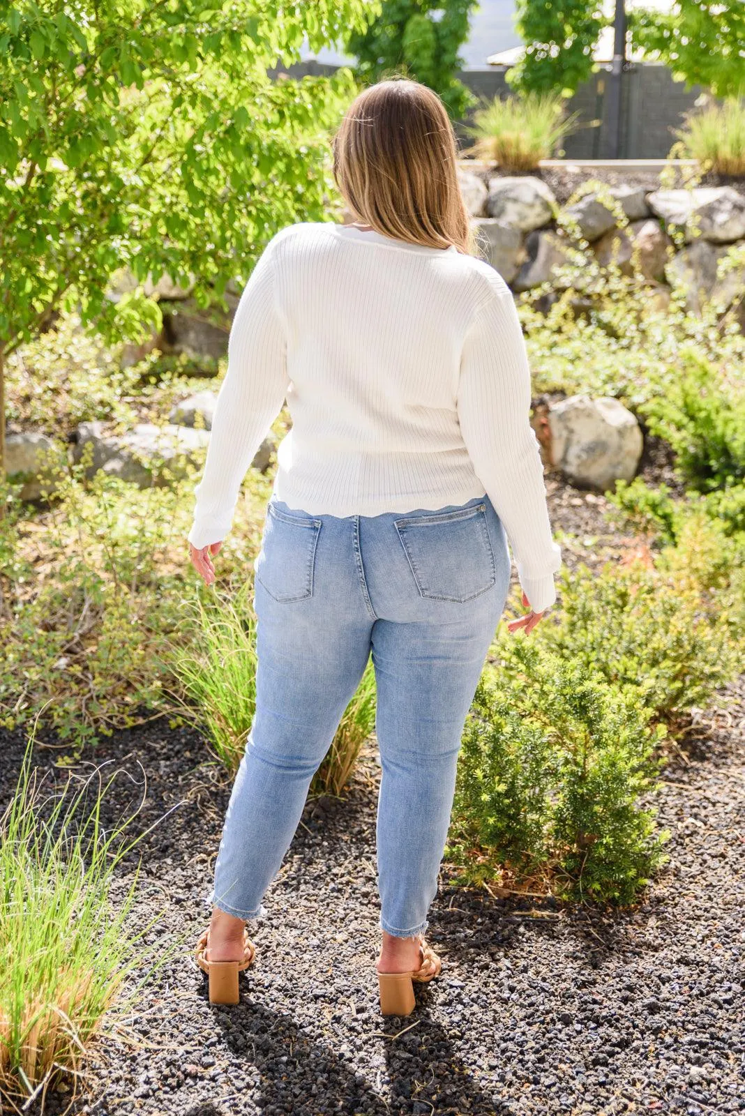 Hazel Blues® | Hi-Rise Button Fly Skinny