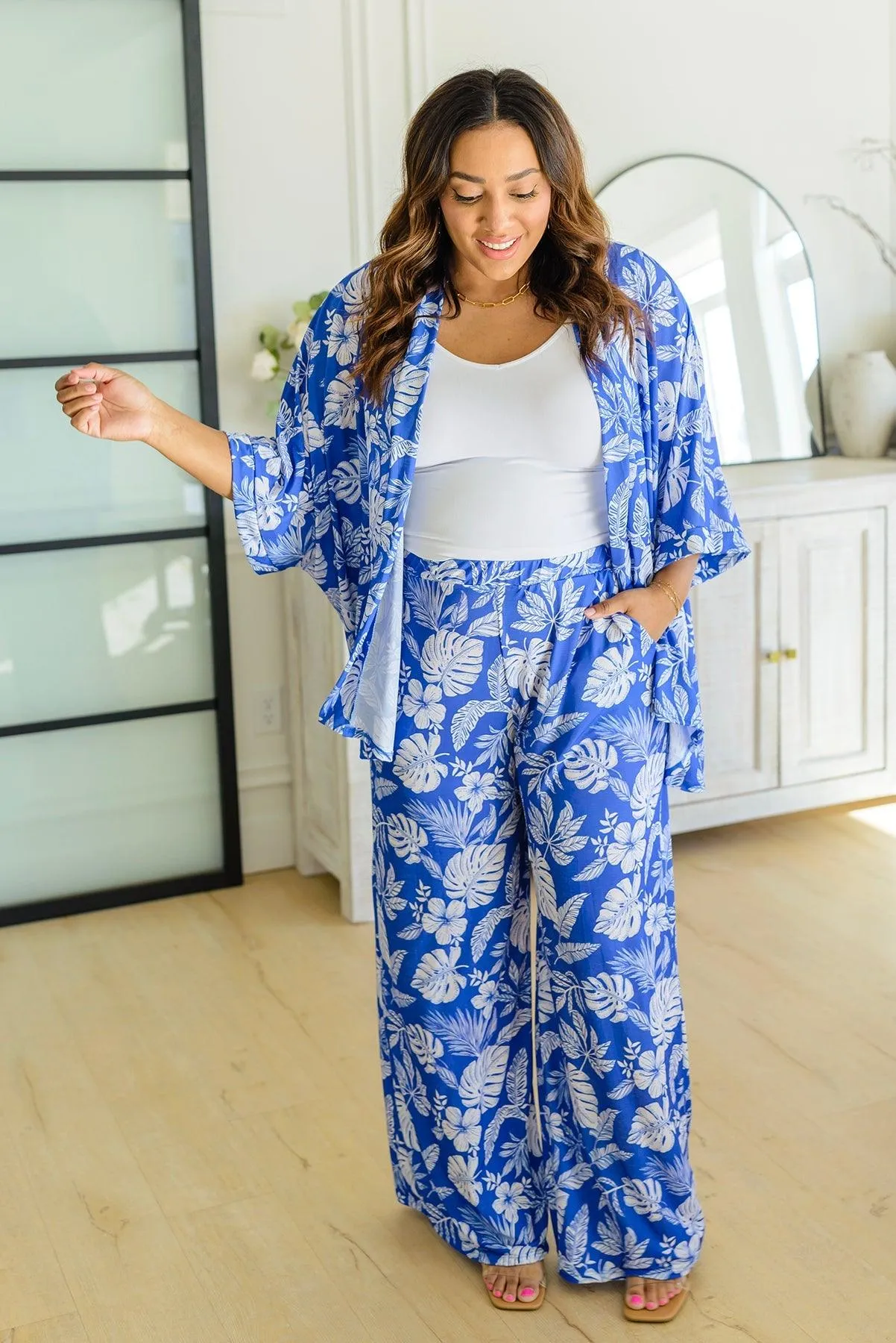 Hazel Blues® | Tropical Stories Kimono
