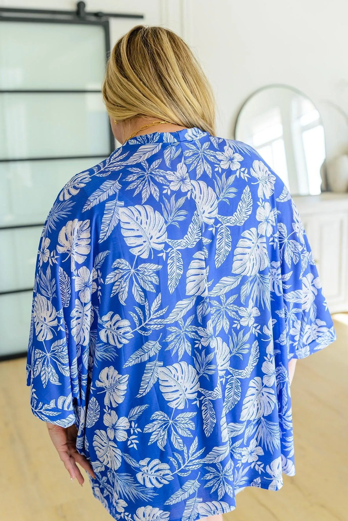 Hazel Blues® | Tropical Stories Kimono