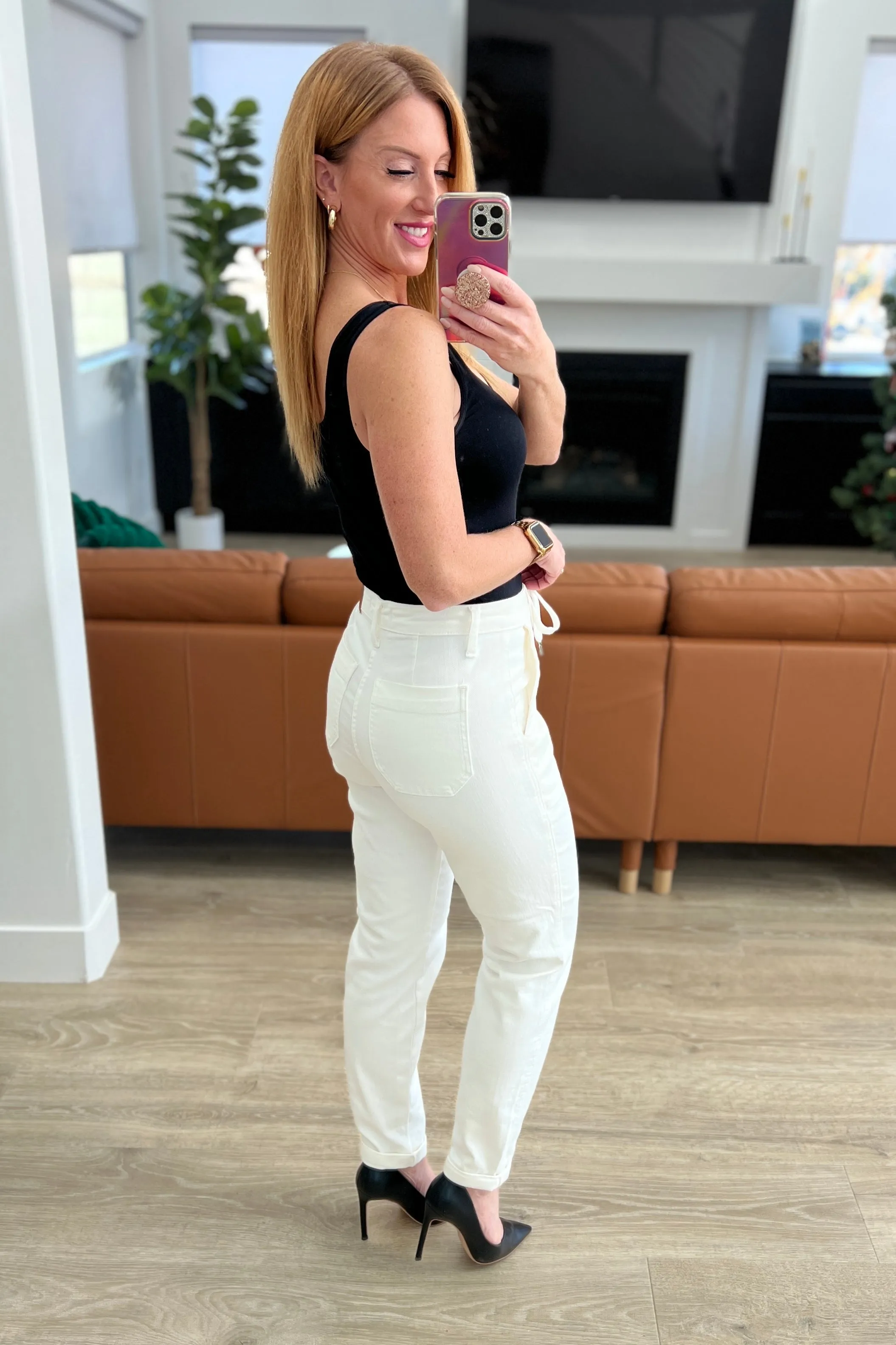 Judy Blue High-Rise Denim Joggers in Ecru