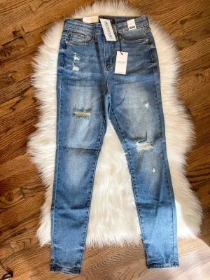 Judy Blue || Marsha Bright Pop Embroidery Pocket Mid Rise Skinny