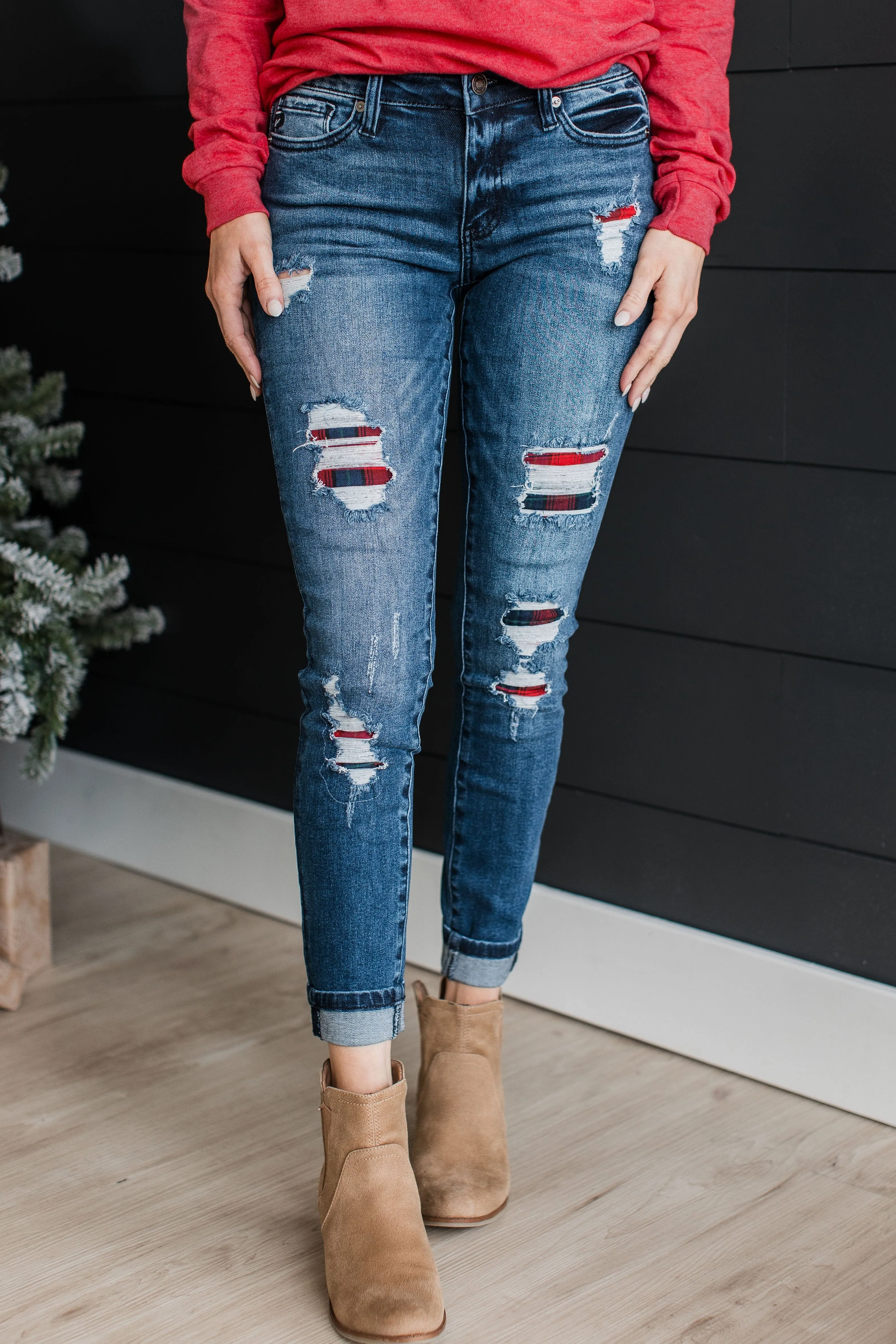 KanCan Mid-Rise Ankle Skinny Jeans- Estelle Wash