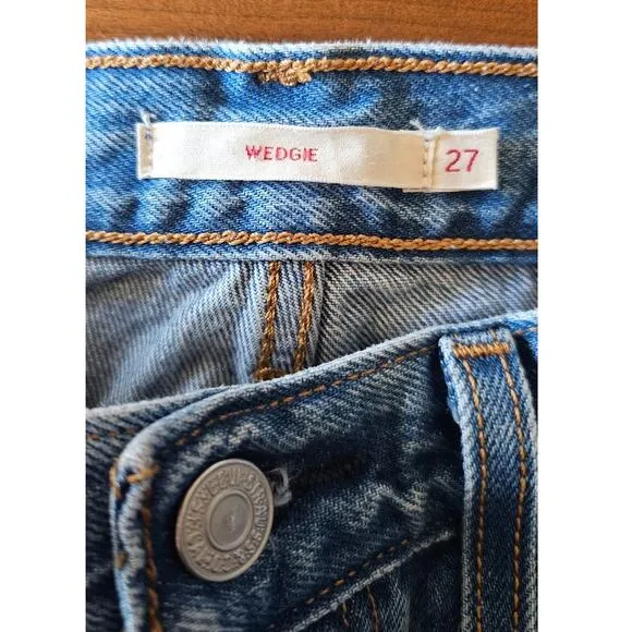 LEVIS Premium Wedgie Straight High Rise Distressed Blue Jeans, Womens Sz 27