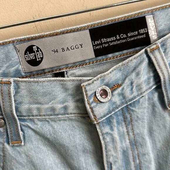 Levi’s Silvertab Baggy Mid-Rise Jeans 31/31