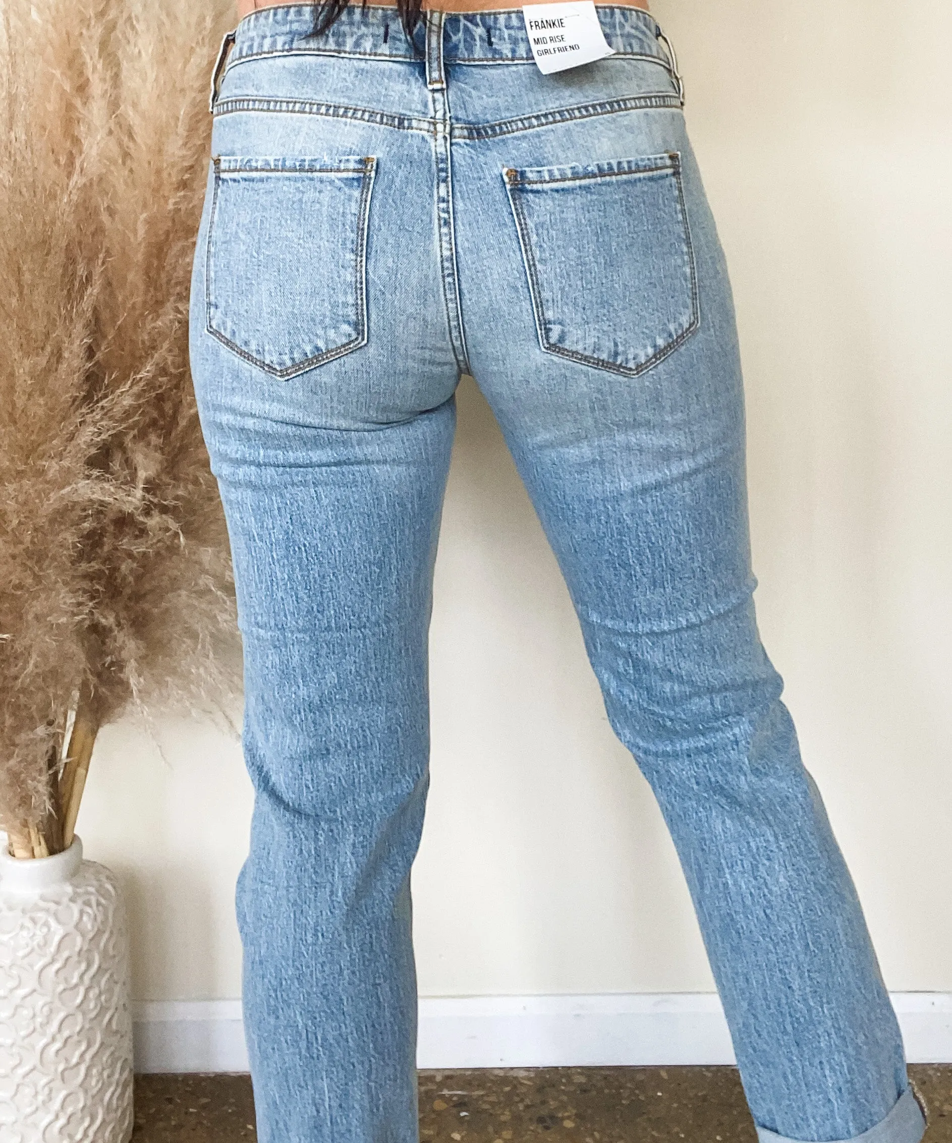 LUCA MID RISE GIRLFRIEND JEANS