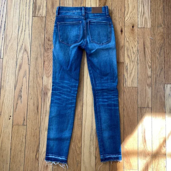 Madewell 9” High Rise Skinny Jeans Released Hem Size 23