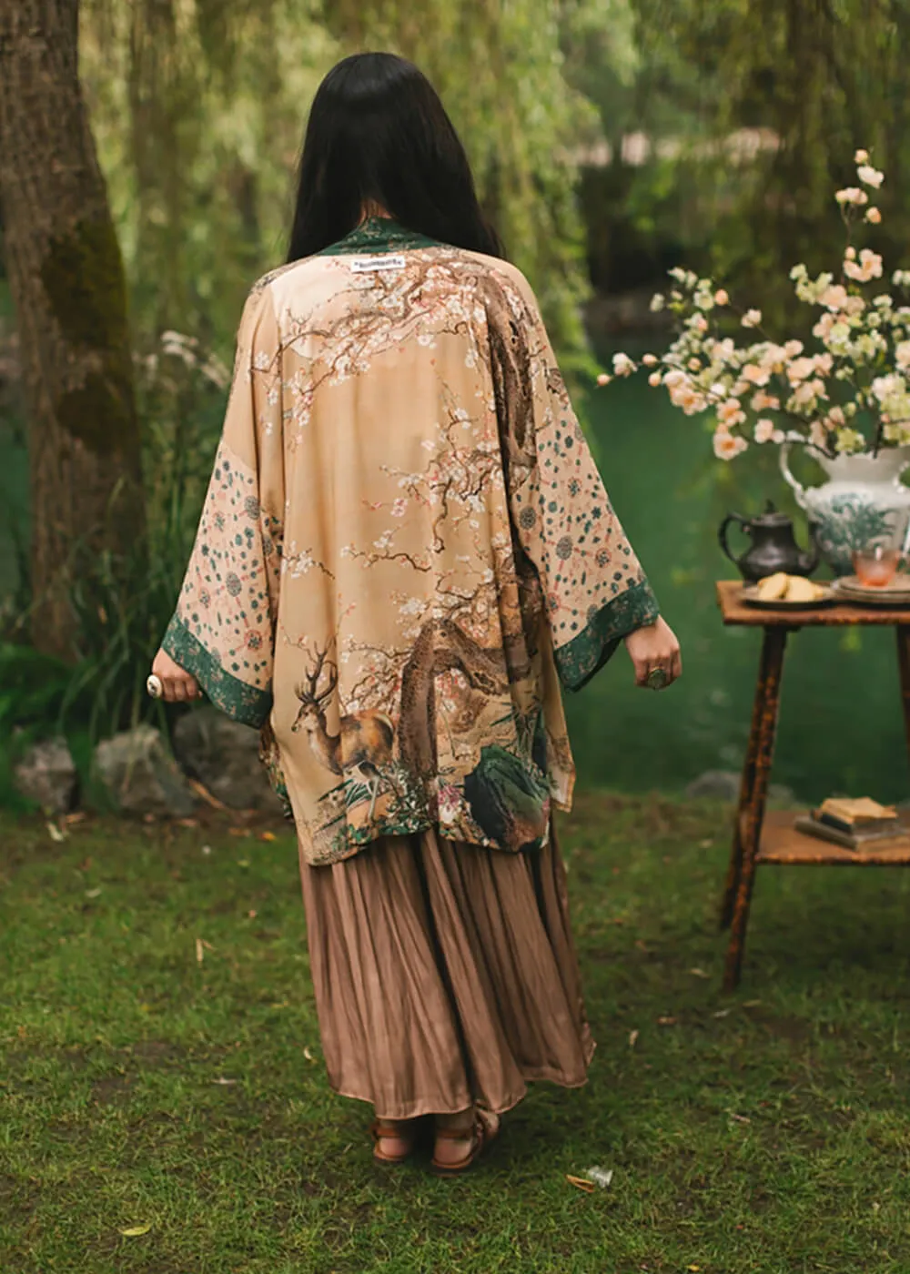 Market Of Stars Fable Matinée Midi Kimono Bruin
