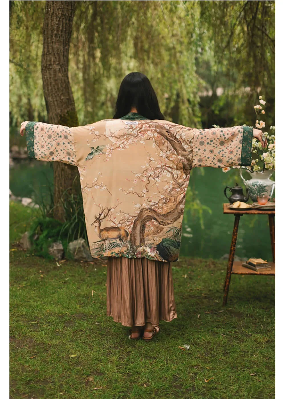Market Of Stars Fable Matinée Midi Kimono Bruin