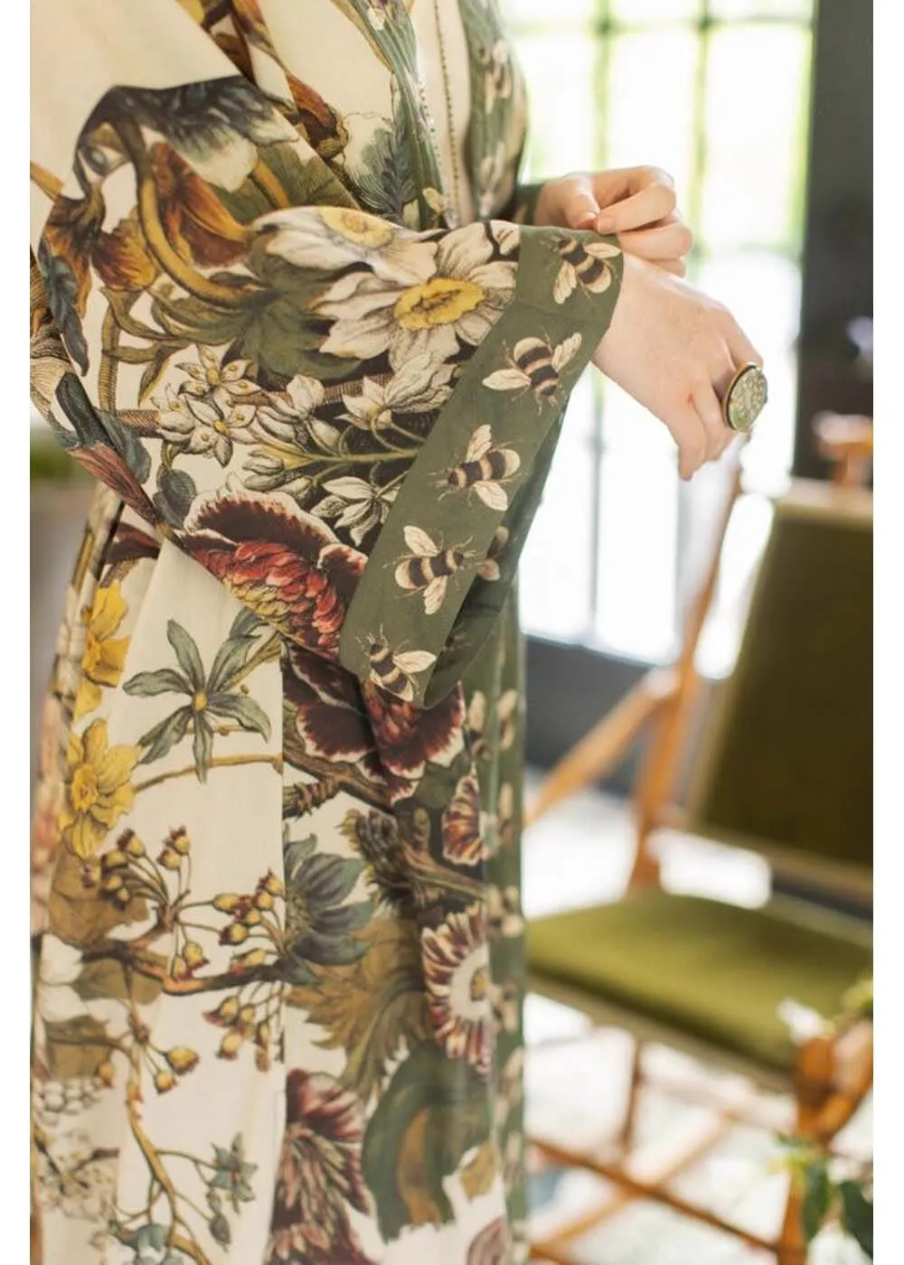 Market Of Stars Love Grows Wild Long Kimono