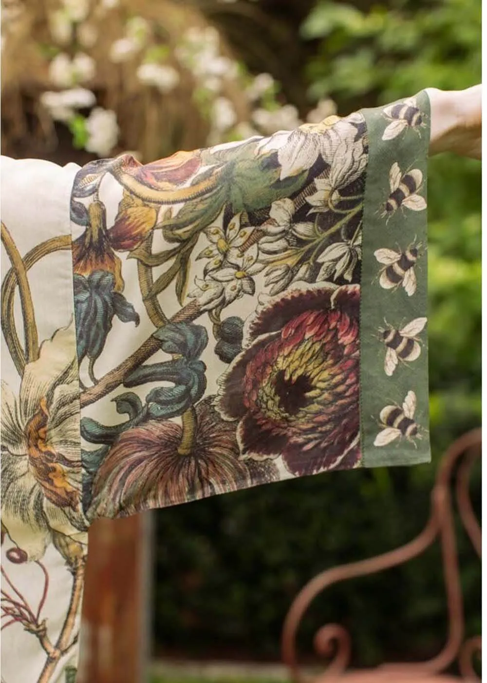Market Of Stars Love Grows Wild Long Kimono