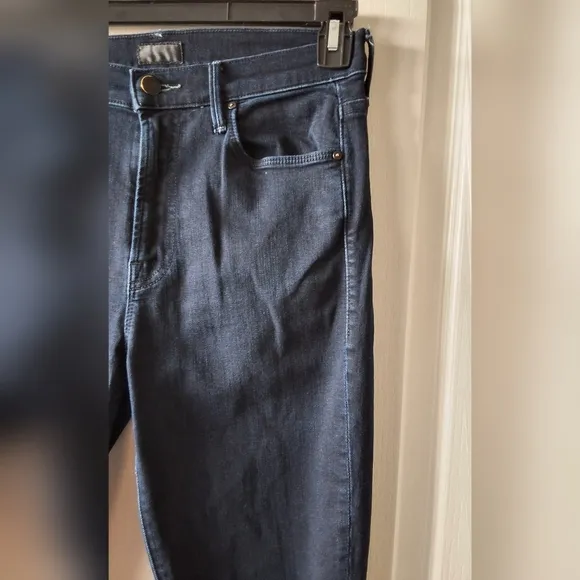 Mother The Stunner Zip Two Step Fray in Holding Hands Wash Size 27