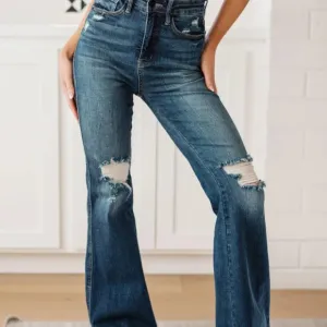 NWT Judy Blue Madison High Rise Tummy Control Top Distressed Flare - Size 9 / 29