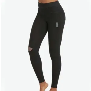 NWT Spanx Distressed Skinny Jeans in Vintage Black