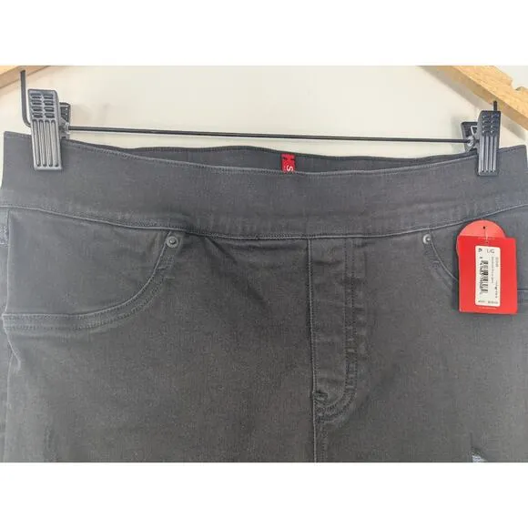 NWT Spanx Distressed Skinny Jeans in Vintage Black